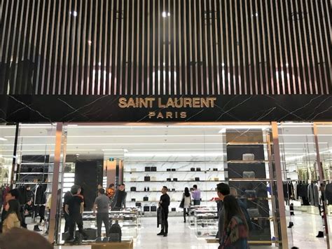 saint laurent shopping|st laurent shopping centre stores.